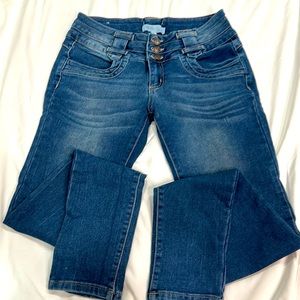Blue junior jeans , size 5, brand Cello jeans Los Angeles.